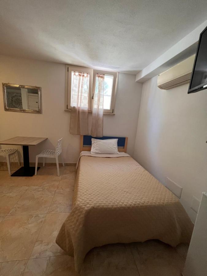 Rena Bianca House Hotel Porto Torres Exterior photo