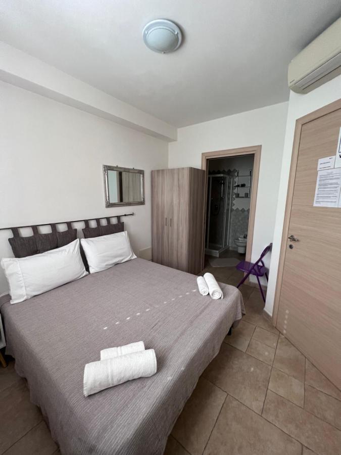 Rena Bianca House Hotel Porto Torres Exterior photo